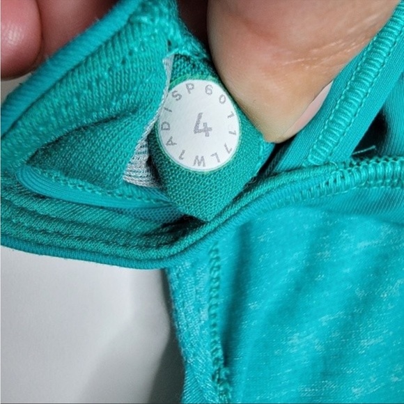Lululemon Teal Glide and Stride Tank - Picture 11 of 13